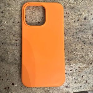 BRIGHT ORANGE SILICONE IPHONE CASE - IPHONE 13 PRO